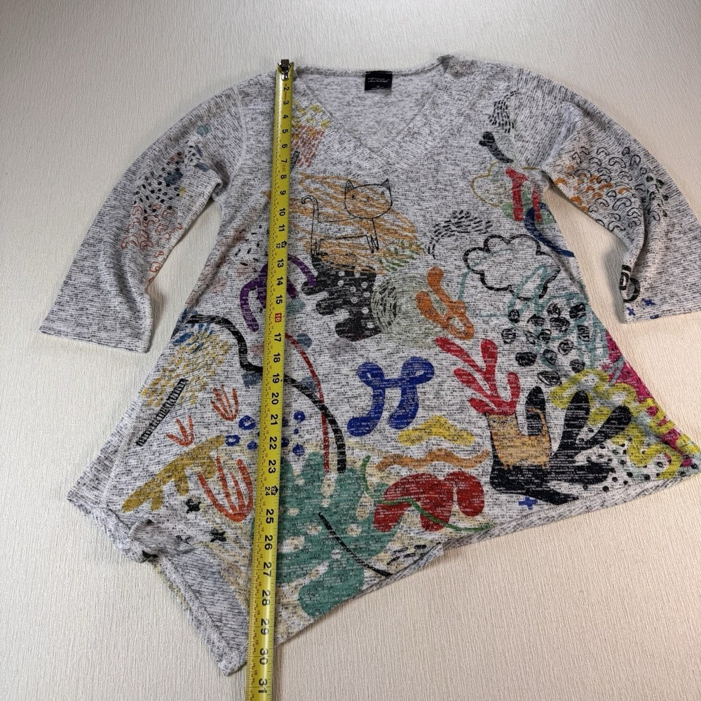 Inoah Women's Abstract Art To Wear Cat Oversized Top Blouse Size M Asymmetrical - Picture 4 of 8